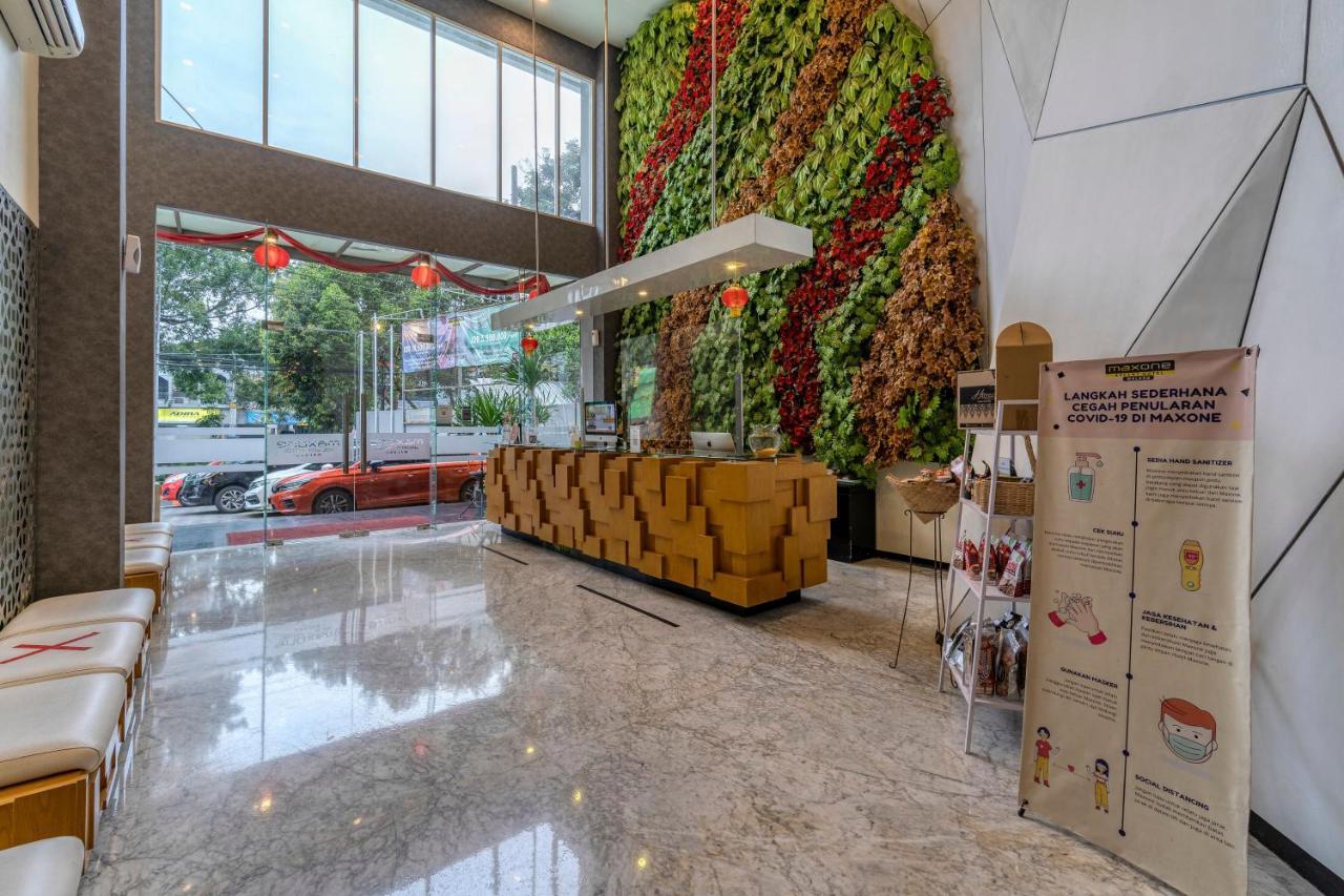 Ascent Hotel & Cafe Маланг Экстерьер фото